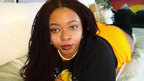 Snapshot of khayaparker chatting on 02-27-25, 02:21 Khaya online show from 02-27-25, 02:21