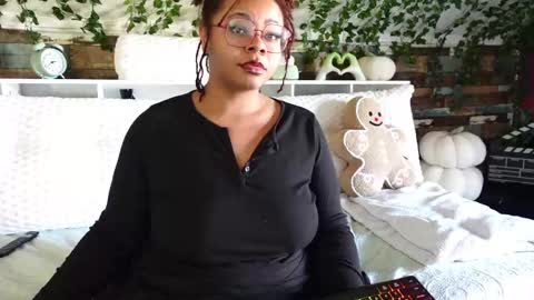 Snapshot of khayaparker chatting on 03-03-25, 07:39 Khaya online show from 03-03-25, 07:39