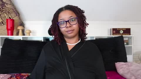 Khaya online show from 02-20-26, 01:33