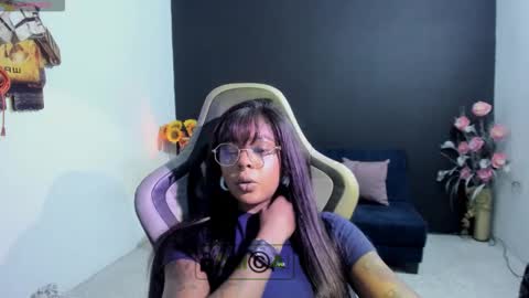 Khenory online show from 10-22-25, 03:51