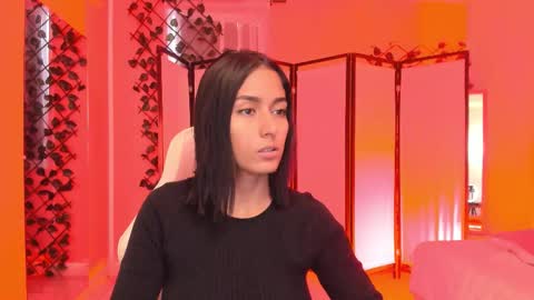 Khloe online show from 11-27-25, 07:49