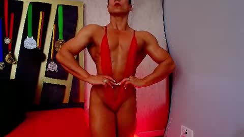 Snapshot of khloe_rossich chatting on 07-07-26, 06:12 online show from 07-07-26, 06:12