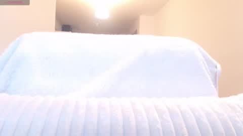 Khloe online show from 02-12-25, 04:33