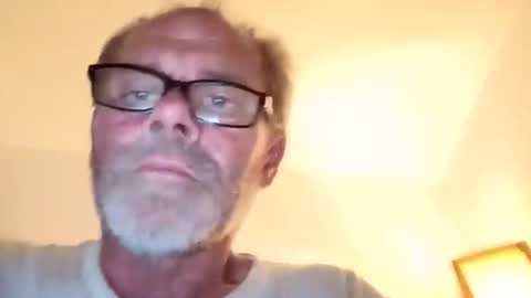 Snapshot of khrisdm48 chatting on 02-12-26, 04:29 khrisdm48 online show from 02-12-26, 04:29