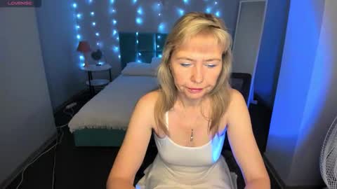 Ellie online show from 03-07-26, 10:45