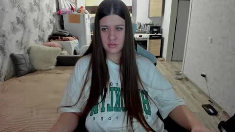 Snapshot of kianna_dior_ chatting on 11-12-25, 10:48 kianna_dior_ online show from 11-12-25, 10:48