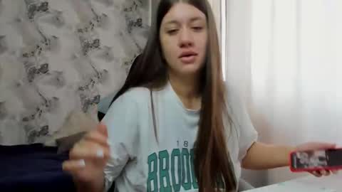 Snapshot of kianna_dior_ chatting on 04-29-26, 06:06 kianna_dior_ online show from 04-29-26, 06:06