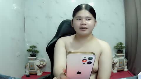 Snapshot of kianna_schmitz chatting on 02-12-25, 02:43 Your SweetGirl Ts online show from 02-12-25, 02:43