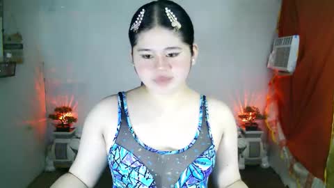 Snapshot of kianna_schmitz chatting on 09-18-25, 04:47 Your SweetGirl Ts online show from 09-18-25, 04:47