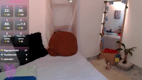 Kiara Bermont online show from 02-27-25, 07:04