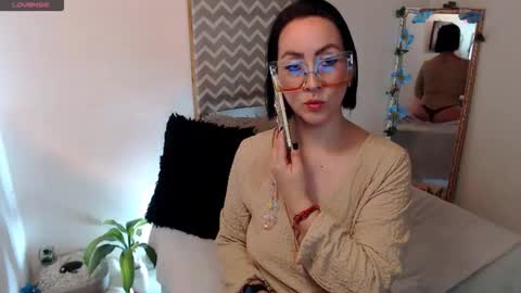 Kiara Bermont online show from 01-13-26, 04:34