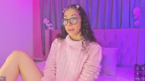 Snapshot of kiara_lovelyy chatting on 07-24-26, 02:53 Kiara online show from 07-24-26, 02:53