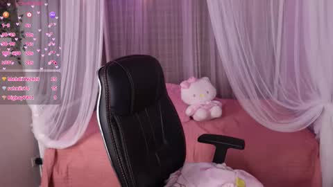 K I A R A            online show from 02-26-26, 12:42