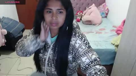 Kiara online show from 10-14-25, 12:33