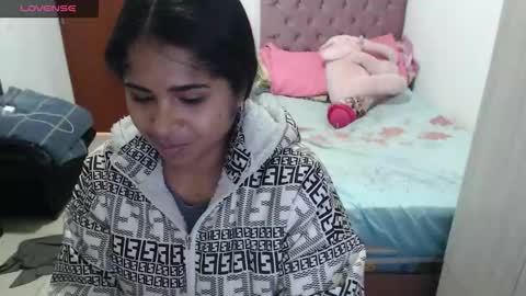 Kiara online show from 10-15-25, 07:25