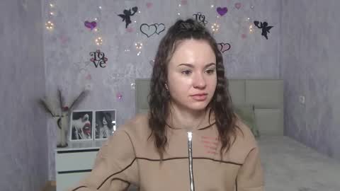 Kara online show from 02-17-25, 07:21