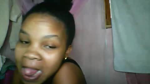 kiarah 69 online show from 05-17-26, 01:40