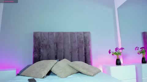 Sara Palacios online show from 12-30-24, 12:31