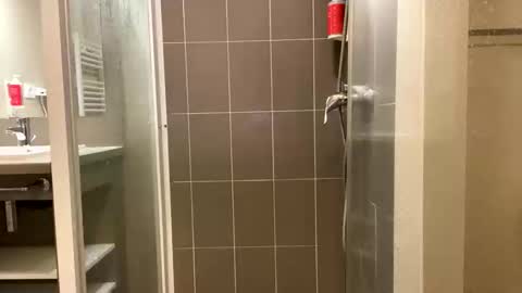 Snapshot of kiarnag chatting on 02-12-26, 11:00 kiarnag online show from 02-12-26, 11:00