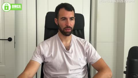 Snapshot of kiatog5 chatting on 01-15-25, 01:20 Manu online show from 01-15-25, 01:20