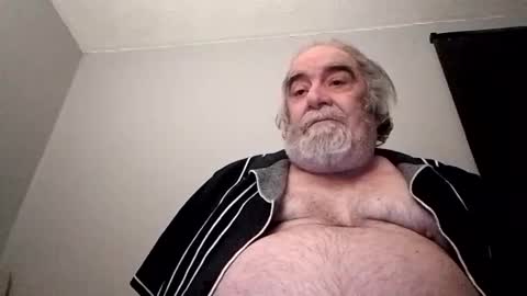 Snapshot of kickinme chatting on 11-28-25, 01:08 KICKINME online show from 11-28-25, 01:08