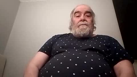 Snapshot of kickinme chatting on 12-02-25, 05:46 KICKINME online show from 12-02-25, 05:46