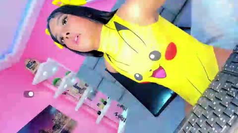 kiishanny online show from 11-08-25, 08:51
