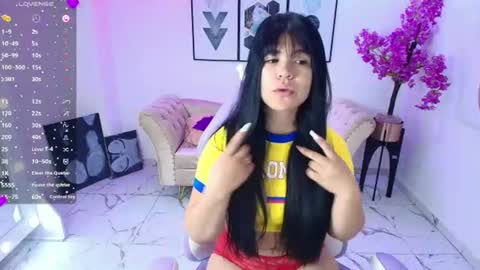 Snapshot of kiitty__meow chatting on 06-27-26, 12:33 Kitty online show from 06-27-26, 12:33
