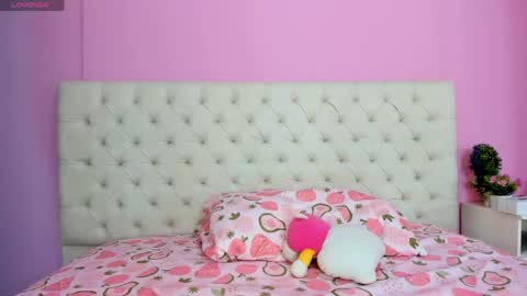 Snapshot of kiitty_horny_ chatting on 05-16-26, 12:26 Melody online show from 05-16-26, 12:26