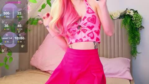 Snapshot of kiki_blue_eyes chatting on 10-09-25, 05:38 kiki_blue_eyes online show from 10-09-25, 05:38