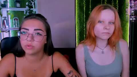 Snapshot of kiki_swan chatting on 07-31-26, 06:02 kiki_swan online show from 07-31-26, 06:02