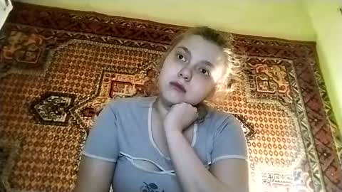 kikibang_ online show from 04-06-26, 07:04