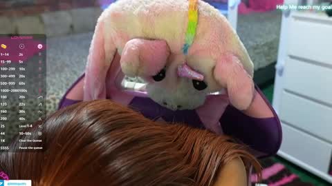 Snapshot of kikilepetite chatting on 03-31-26, 10:32 kiki online show from 03-31-26, 10:32