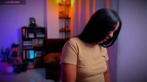 Snapshot of killaa01 chatting on 03-06-25, 11:09 Alejandra online show from 03-06-25, 11:09