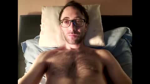 kingstoned online show from 11-18-25, 06:12