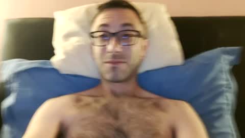 Snapshot of killua1993 chatting on 08-01-26, 10:58 kingstoned online show from 08-01-26, 10:58