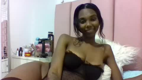 Snapshot of kilye277240 chatting on 11-19-25, 03:28 kilye277240 online show from 11-19-25, 03:28