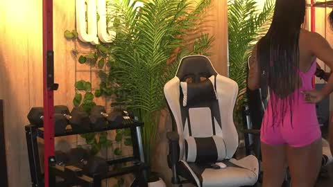 Kim online show from 11-29-25, 12:41