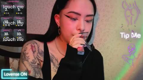 Kim online show from 02-10-26, 07:07