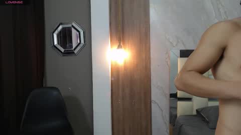 KIM online show from 03-10-26, 02:55