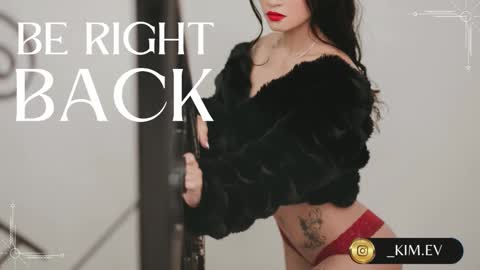 Snapshot of kim_ev chatting on 01-21-25, 10:19 Kim online show from 01-21-25, 10:19