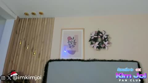 Kim Joi online show from 12-22-25, 12:02