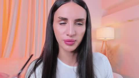 Kim Oberlin online show from 10-09-25, 04:49