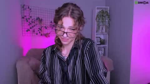 kim online show from 09-13-25, 08:19