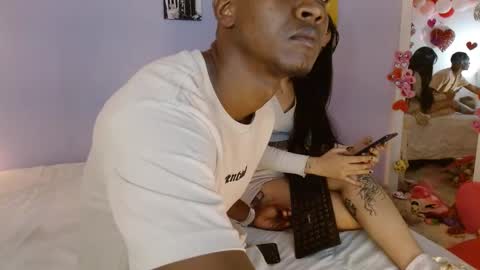 Snapshot of kimandyuk chatting on 03-03-25, 08:00 Kim  Yuk online show from 03-03-25, 08:00