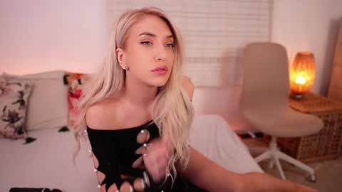 Kim online show from 10-25-25, 12:07