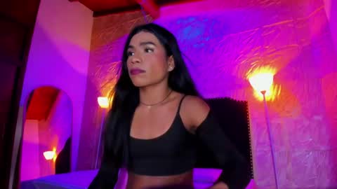 Snapshot of kimberly_gonzalez1 chatting on 05-21-26, 03:24 kimberly gonzalez online show from 05-21-26, 03:24