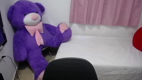 Kim online show from 11-05-25, 11:21