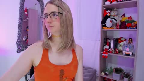 kimberly_thonson online show from 12-21-25, 05:09