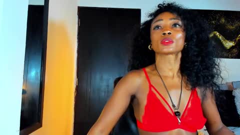 Snapshot of kimberlybanks2 chatting on 01-10-25, 07:00 Kimberly Banks online show from 01-10-25, 07:00